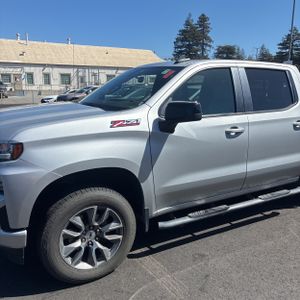 صورة 2 لـ 2019 Chevrolet SILVERADO 1500 RST
