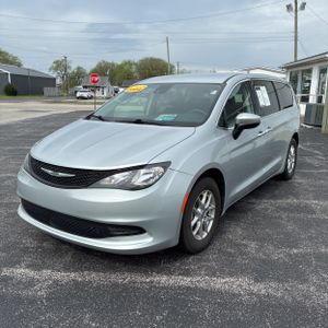 CHRYSLER VOYAGER LX - 1