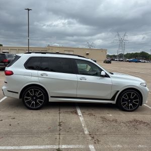 BMW X7 XDRIVE40I - 10