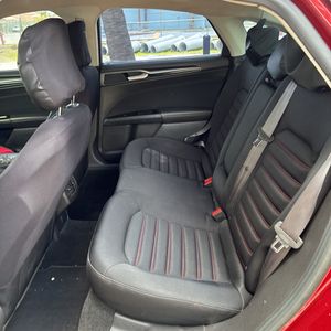 صورة مصغرة 34 لـ 2016 FORD FUSION SE