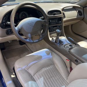 صورة مصغرة 33 لـ 2004 Chevrolet CORVETTE BASE
