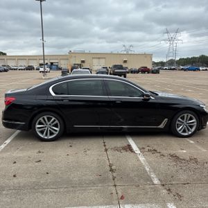 BMW 7 SERIES 750I - 10