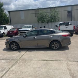 KIA OPTIMA LX TURBO - 3