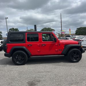 JEEP WRANGLER UNLIMITED SPORT ALTITUDE 4X4 - 10