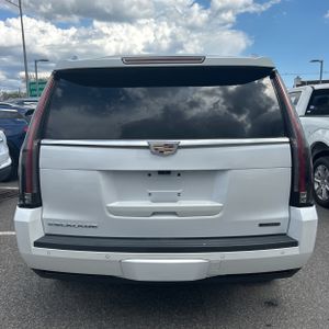 CADILLAC ESCALADE LUXURY - 6