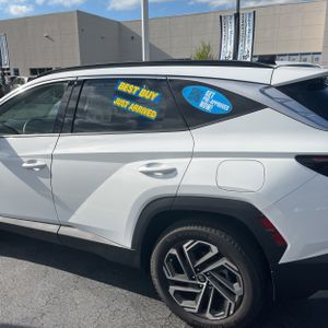 HYUNDAI TUCSON LIMITED - 6