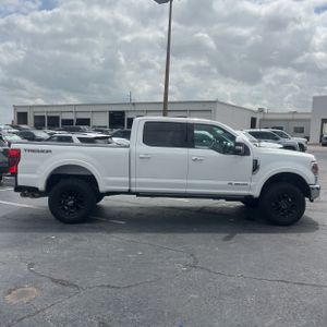 FORD F-250 SUPER DUTY LARIAT - 10