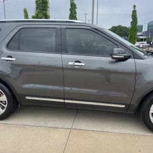FORD EXPLORER LIMITED - 9