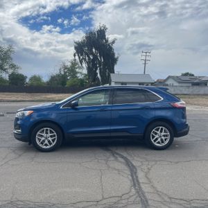 FORD EDGE SEL - 3
