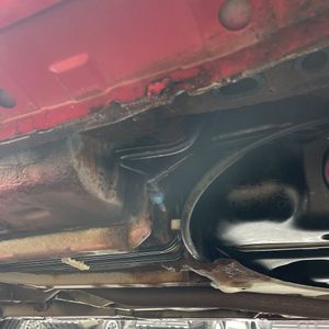 2010 Toyota COROLLA LE — миниатюра 23
