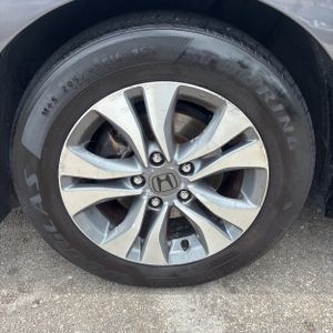 صورة مصغرة 17 لـ 2015 Honda ACCORD LX