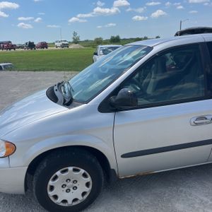 صورة 2 لـ 2003 Chrysler VOYAGER LX POPULAR