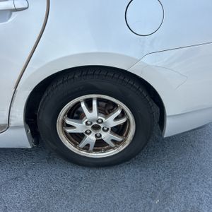 2011 Toyota PRIUS FOUR — миниатюра 18