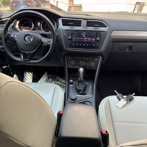 صورة مصغرة 37 لـ 2018 Volkswagen TIGUAN 2.0T SE 4MOTION