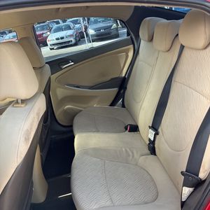 2013 Hyundai ACCENT GLS — миниатюра 33
