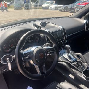 2016 Porsche CAYENNE BASE 缩略图 37