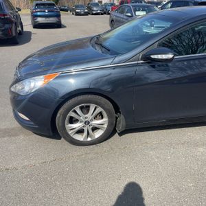HYUNDAI SONATA LIMITED - 2