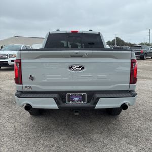 2026 FORD F-150 XLT — фото 7