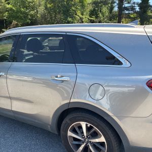 KIA SORENTO EX V6 - 6