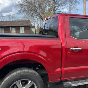 FORD F-150 LARIAT - 9