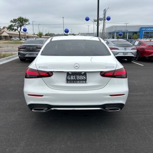 MERCEDES-BENZ E-CLASS - 7