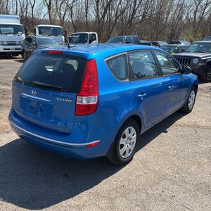 HYUNDAI ELANTRA TOURING GLS - 8