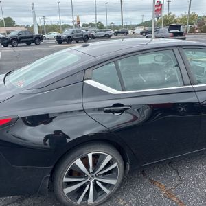 2019 Nissan ALTIMA 2.5 SR 照片 9