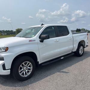 صورة 2 لـ 2020 Chevrolet SILVERADO 1500 RST