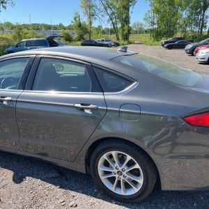 FORD FUSION SE - 6