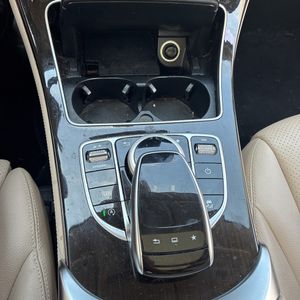 2016 Mercedes-BENZ GLC photo 76