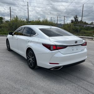 Lexus ES 350 Base - 5