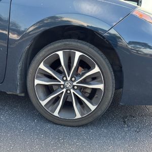 2018 Toyota COROLLA SE — миниатюра 20