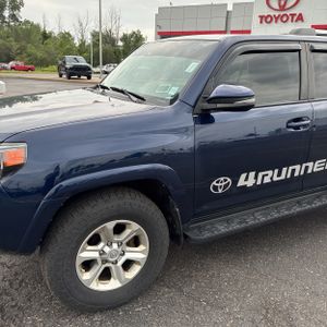 صورة 2 لـ 2020 Toyota 4RUNNER SR5 PREMIUM