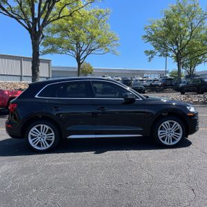 AUDI Q5 PREMIUM PLUS - 10