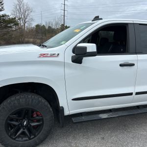 CHEVROLET SILVERADO 1500 LIMITED CUSTOM TRAIL BOSS - 2