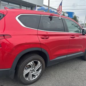 صورة 9 لـ 2023 Hyundai SANTA FE SE