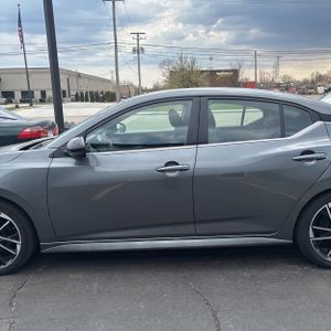 NISSAN SENTRA SR - 4