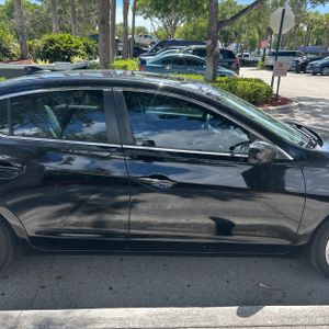 صورة 11 لـ 2017 Acura ILX BASE
