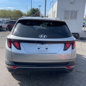 HYUNDAI TUCSON SEL - 7