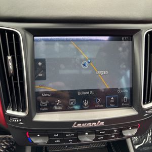2017 Maserati LEVANTE S 照片 38