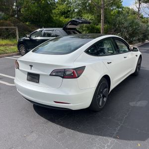 TESLA MODEL 3 BASE - 8