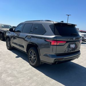 صورة 5 لـ 2023 Toyota SEQUOIA PLATINUM
