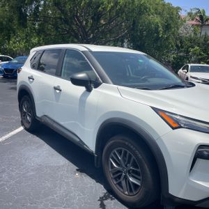 2023 Nissan ROGUE S — миниатюра 13