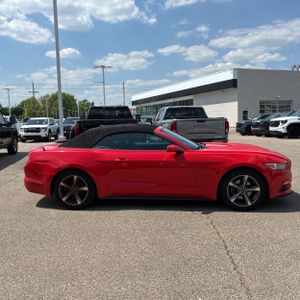 FORD MUSTANG V6 - 10