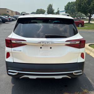 2022 KIA SELTOS SX photo 7