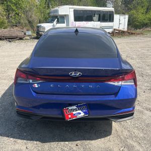 HYUNDAI ELANTRA SEL - 7