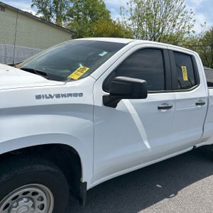 CHEVROLET SILVERADO 1500 WORK TRUCK - 2