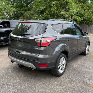FORD ESCAPE SE - 8