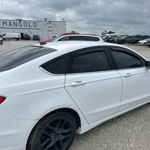 FORD FUSION SE - 9
