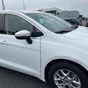 صورة مصغرة 11 لـ 2023 Chrysler PACIFICA TOURING L